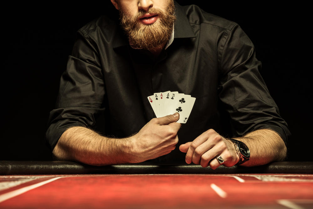 Como aprender a jogar POKER fácil (Texas Hold'em) 