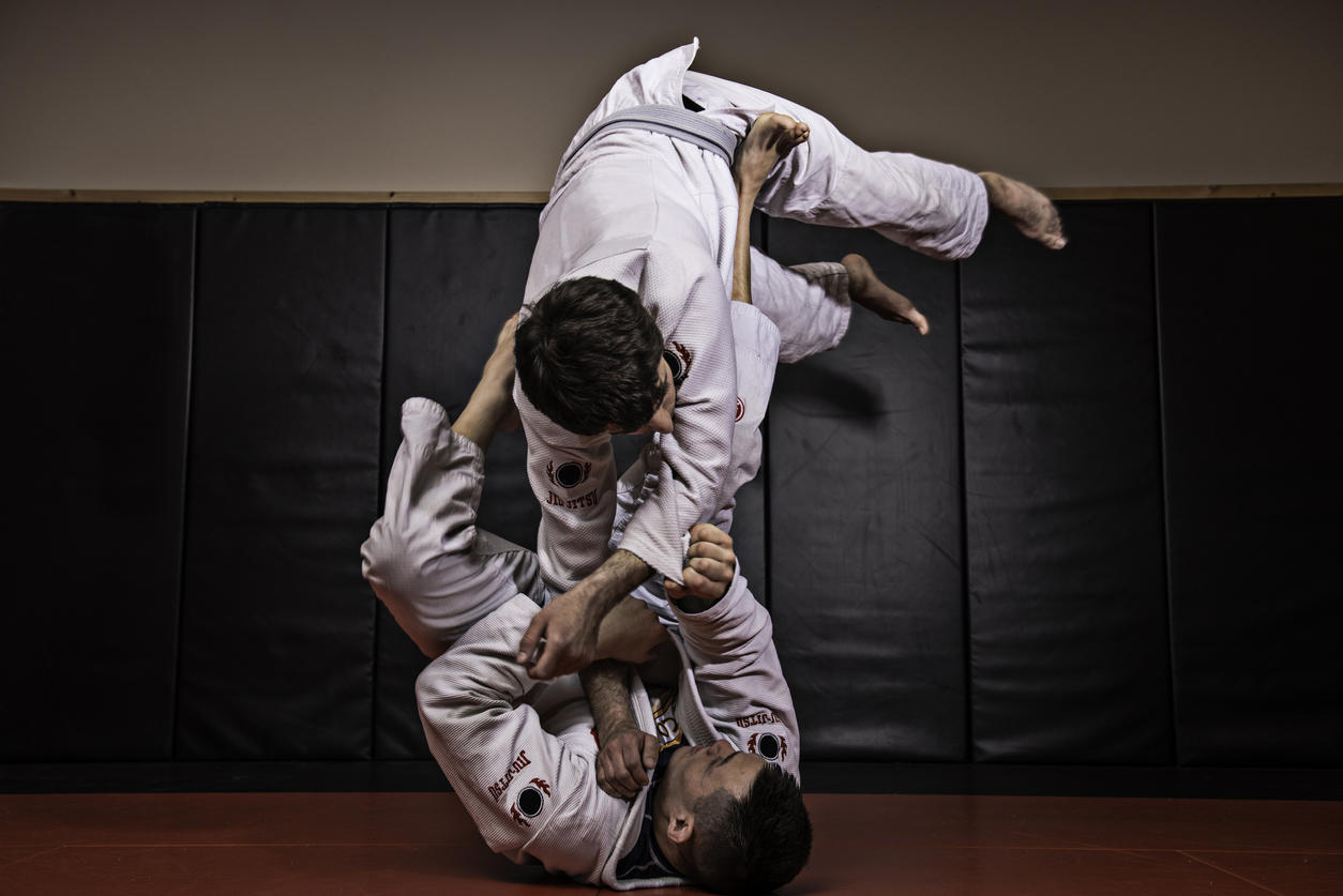 Tudo o que precisa de saber para se iniciar no Jiu-Jitsu - Men's Health