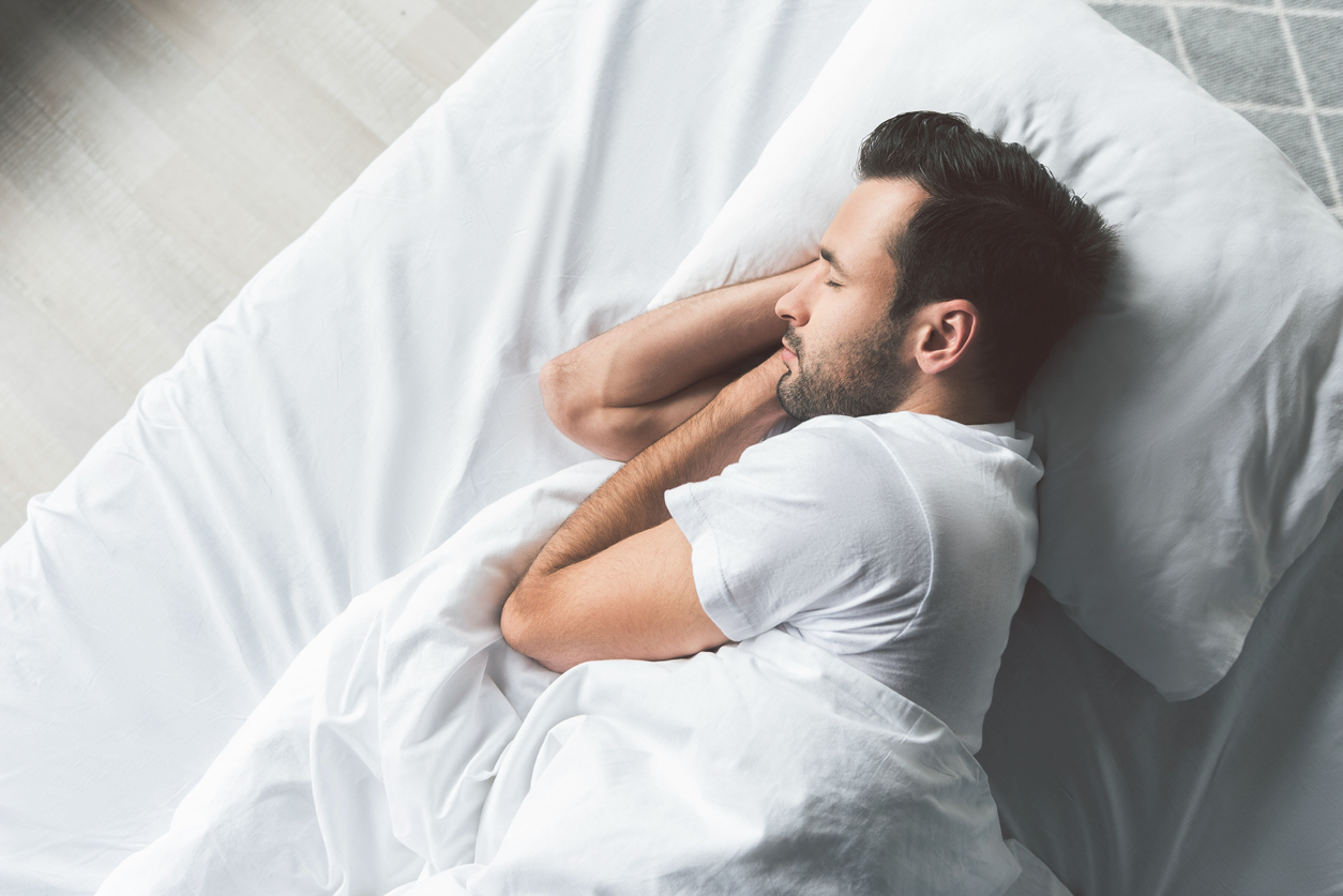Onda de calor: 10 conselhos para dormir melhor